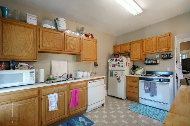 Photo - 229 W 1st Ave Unit 229 W. 1st Ave Apt. A