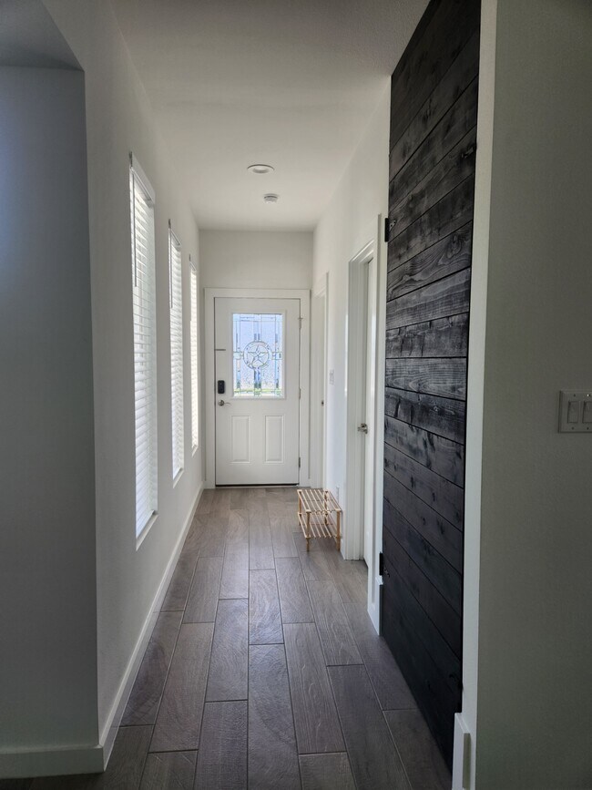 Photo - 120 E Pauwela Ln