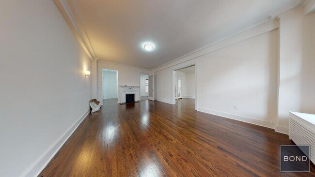Photo - 166 W 72nd St Apartment Unit 2A