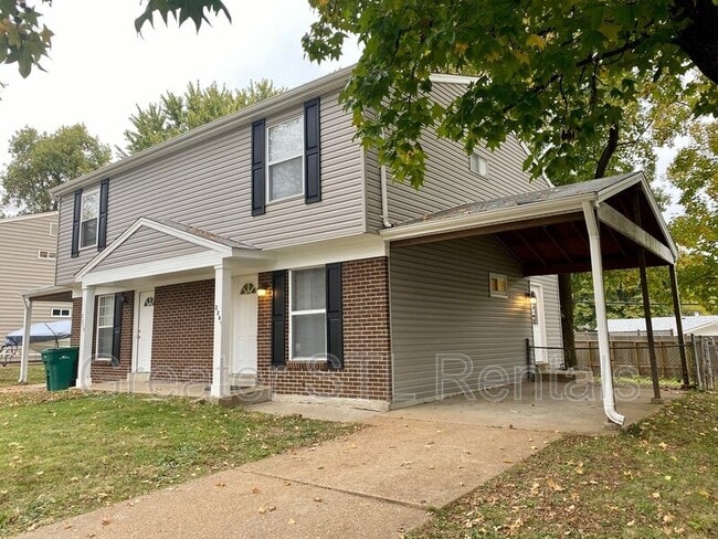 Photo - 2281 Campus Dr