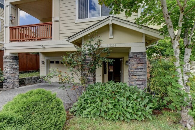 Building Photo - 14884 NE 78th Way Unit 1