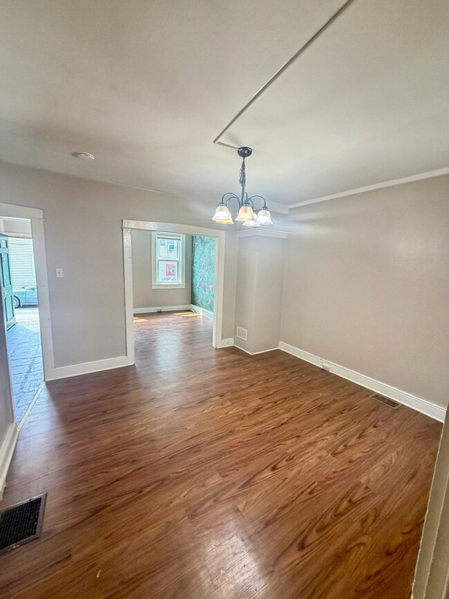 Photo - 13 Hazel St