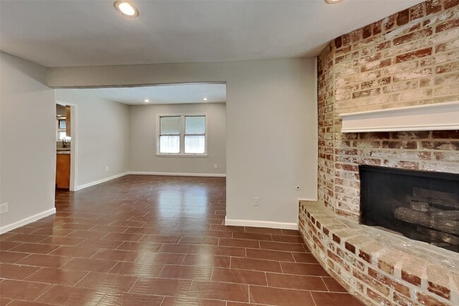 Photo - 14318 Ella Lee Ln