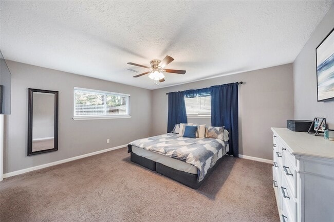 Photo - 304 Old Bayou Dr