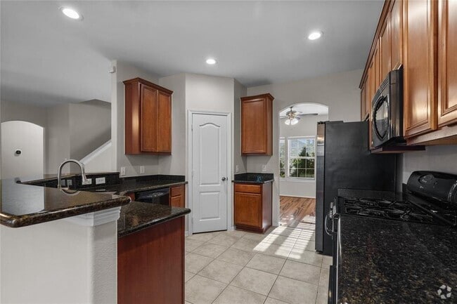 Building Photo - 115 Sunset Falls Dr Rental