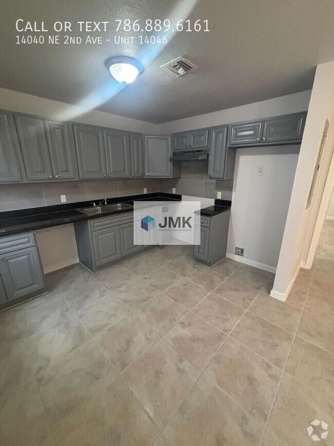 Building Photo - 14040 NE 2nd Ave Unit 14046 Rental