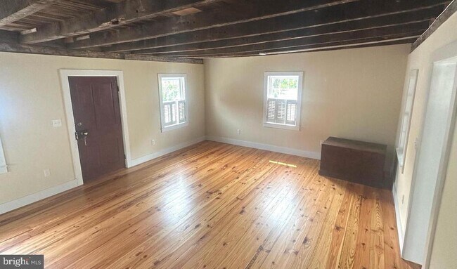 102 Locust St
