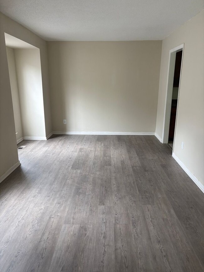 Photo - New For Rent!