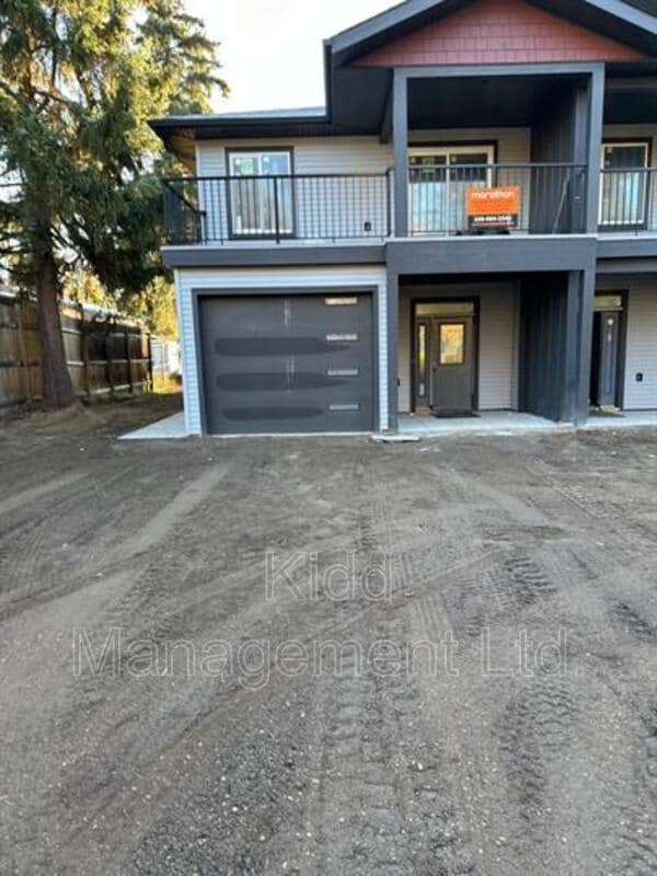 Building Photo - 6936 Langer Crescent