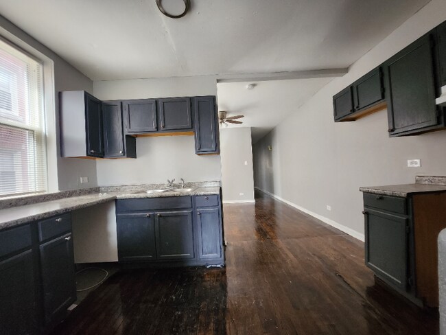 Photo - 5903 W Huron St Unit 1