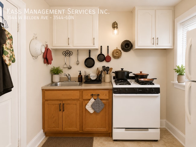 Building Photo - 3544 W Belden Ave Unit 3544-GDN