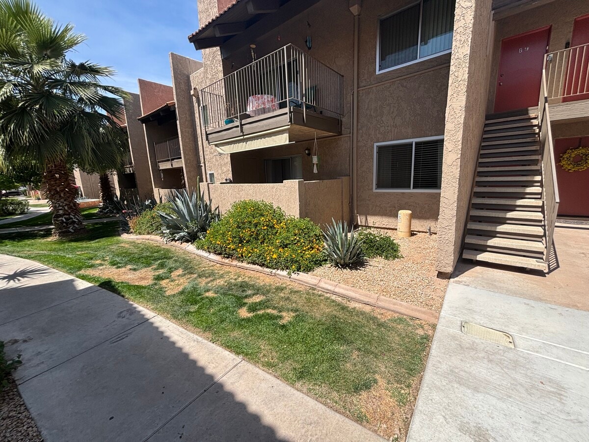 Photo - 5525 E Thomas Rd Condo Unit B3