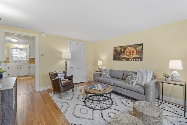 Photo - 56 Spruce St