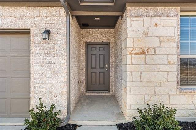 Photo - 971 Hurstwood Dr