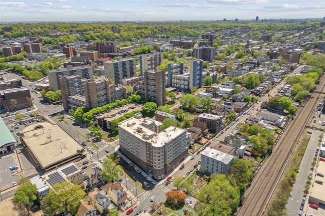 Building Photo - 56 Prospect St Unit 113