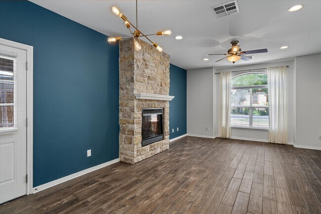 Photo - Perfectly located 3-Bedroom Home In The Heart of Hutto, TX