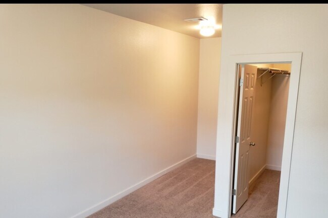 Photo - Saddlebrook Manor