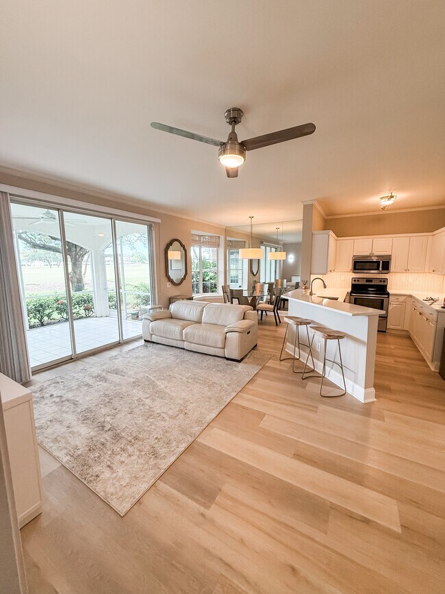 Photo - 89 Silver Oaks Cir Condo Unit 5103