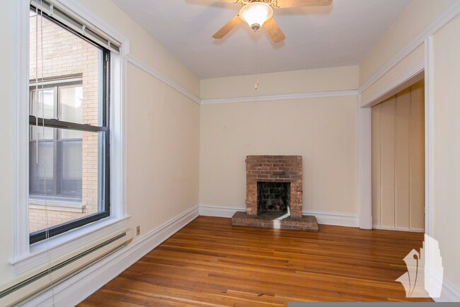 Photo - 1220 N Dearborn St Condo Unit 1218-A1