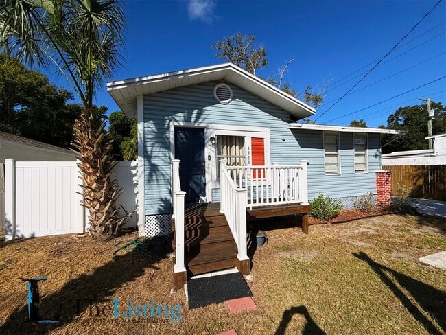 Photo - 6920 N Central Ave