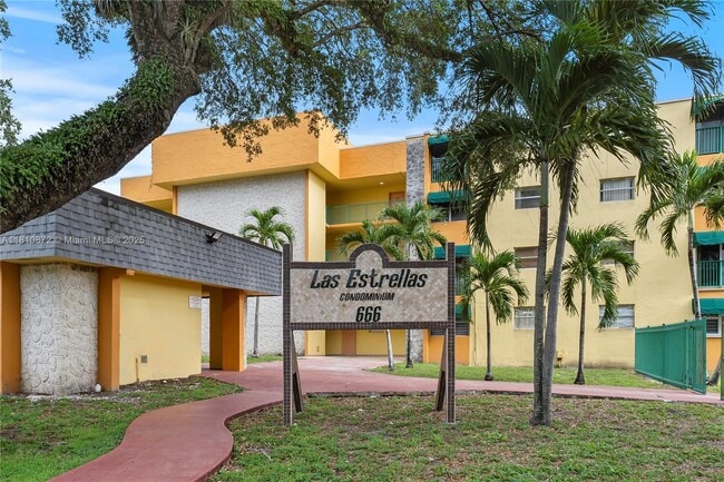 Photo - 666 W 81st St Condo Unit 226