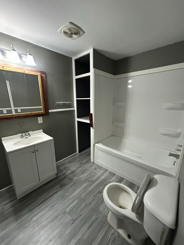 Photo - 35 5th Ave NE