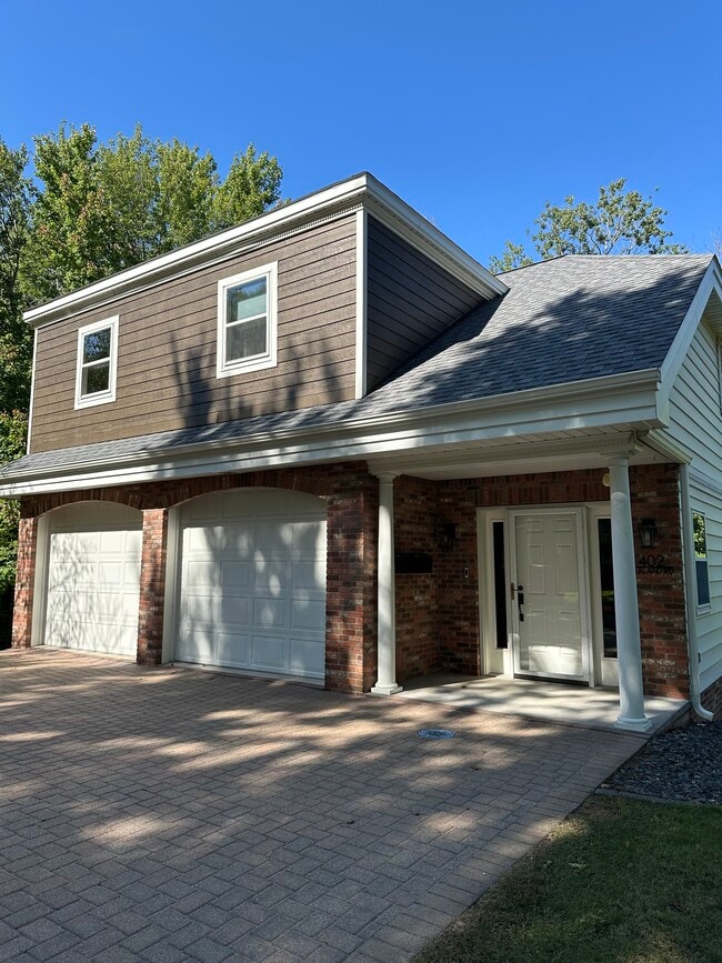 Building Photo - 402 Gerland Rd Unit #1