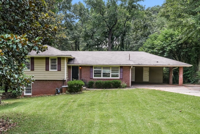 Building Photo - 2937 Thompson Cir