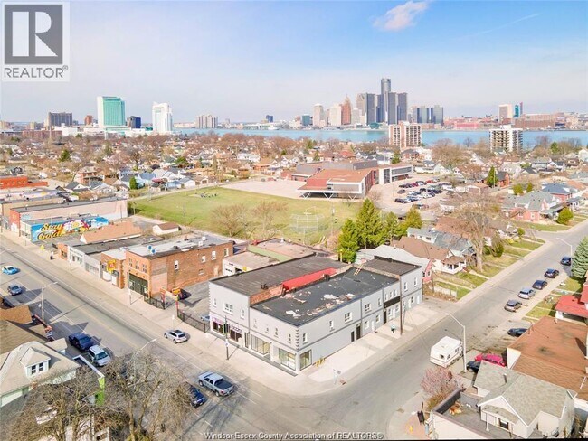 Photo - 1188 Wyandotte St E Unité 4