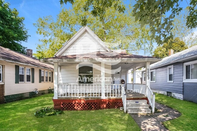 Building Photo - 2003 S Taylor St