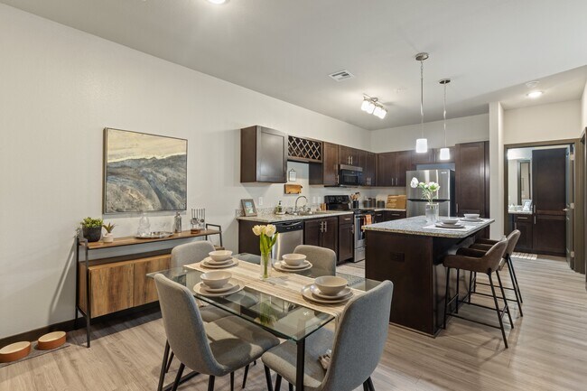 Photo - The Bradbury