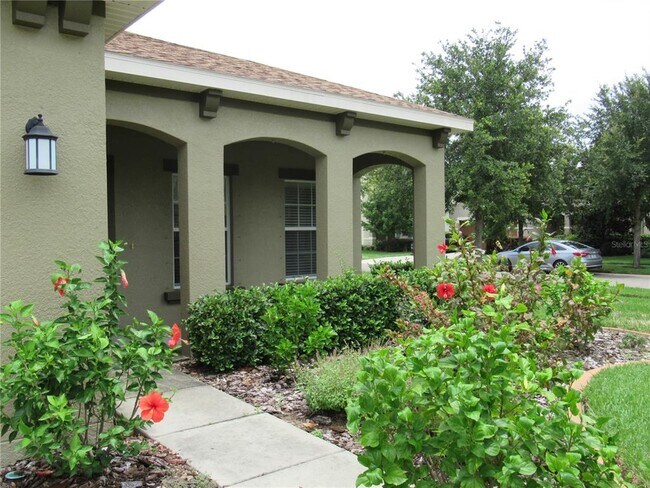Photo - 2822 Maple Brook Loop