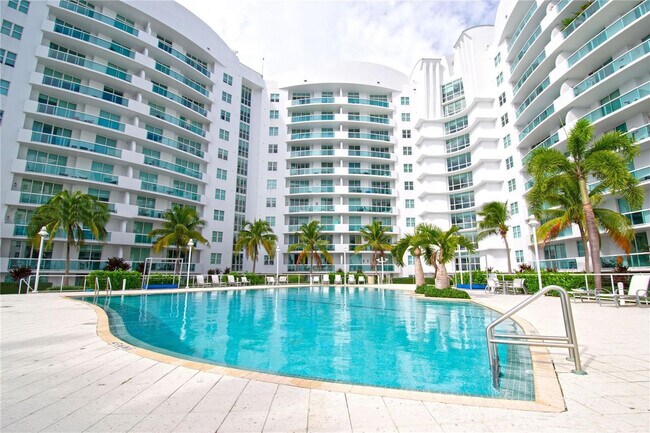 Photo - 7900 Harbor Island Dr Unit 512