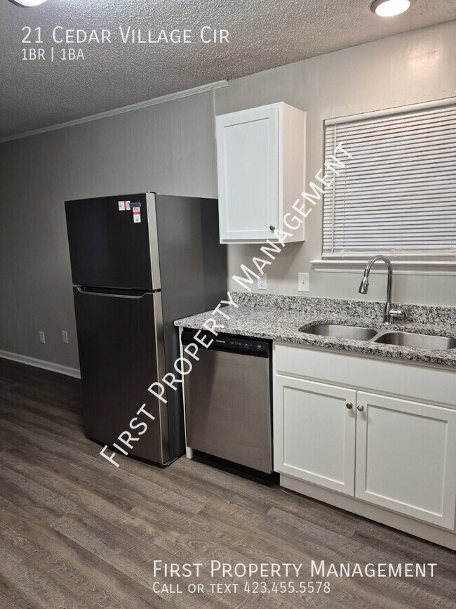 Photo - 21 Cedar Village Cir