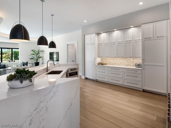 Photo - 695 Wedge Dr