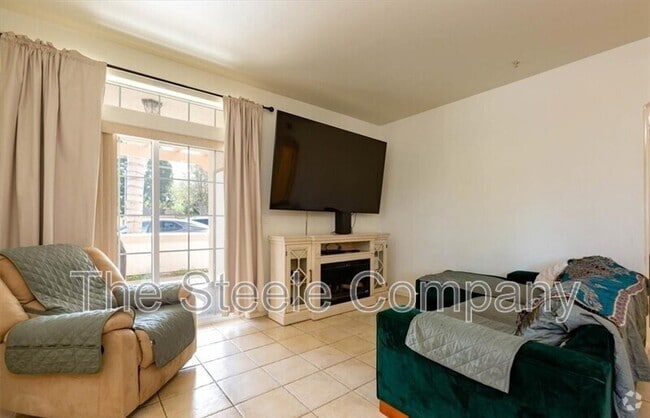 Building Photo - 610 Sunrise Dr Rental