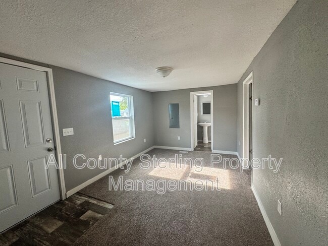 Photo - 917 NE Aberdeen Ave