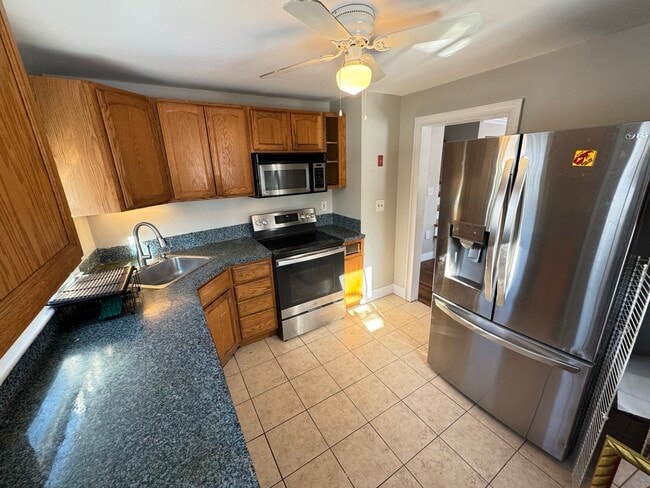 Photo - 1547 Liberty St