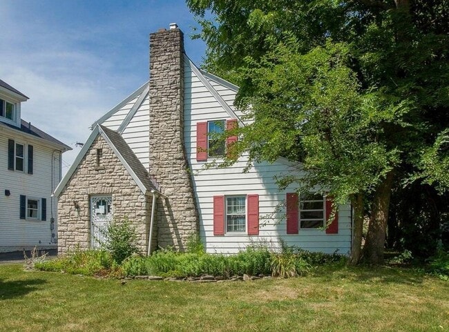 Photo - 663 Eastmoor Blvd House