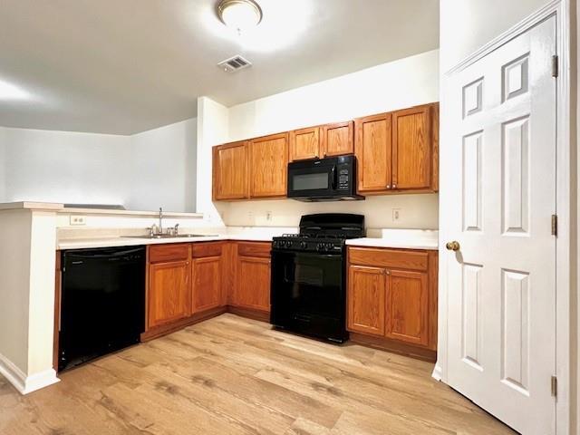 Photo - 895 Redwood Dr NW
