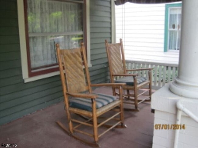 Photo - 201 Hardwick St