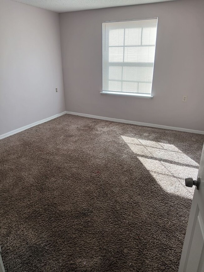 Photo - 4189 Versailles Dr