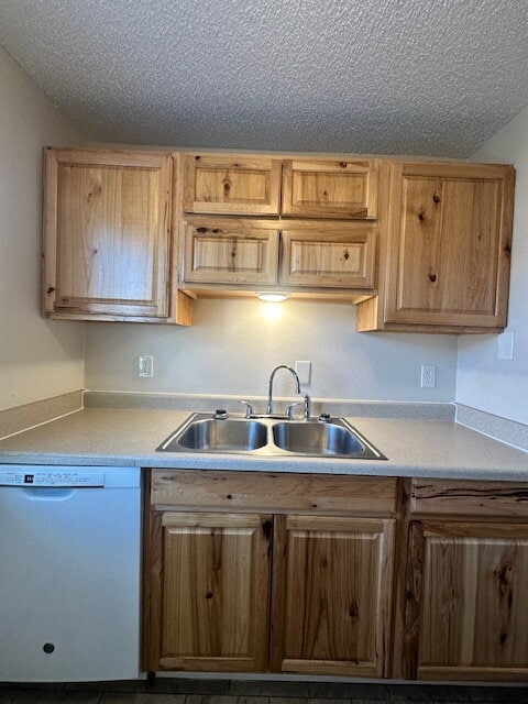 Photo - 1 - Bedroom Apartment, Corner Unit, Downstairs, Near Transportation