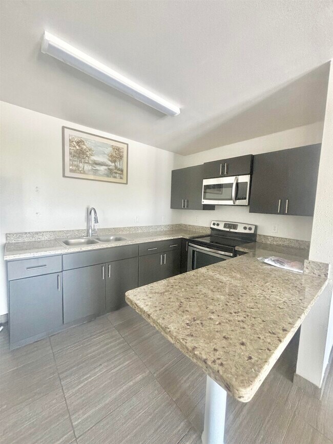 Photo - 502 Shiloh Dr Unit 403 W