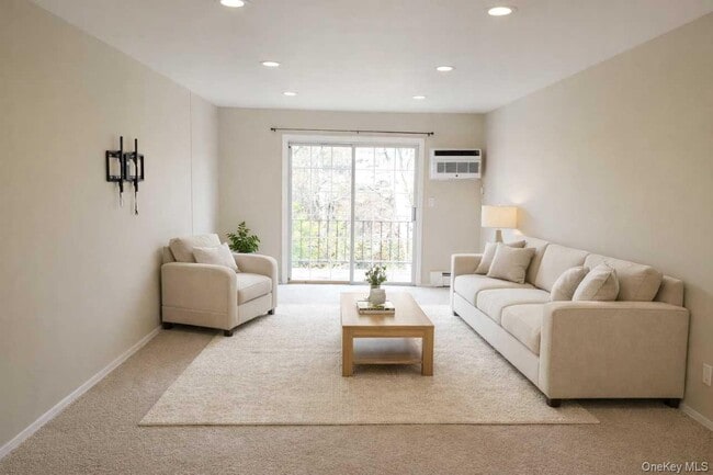 Photo - 100 Town House Village Unidad 805