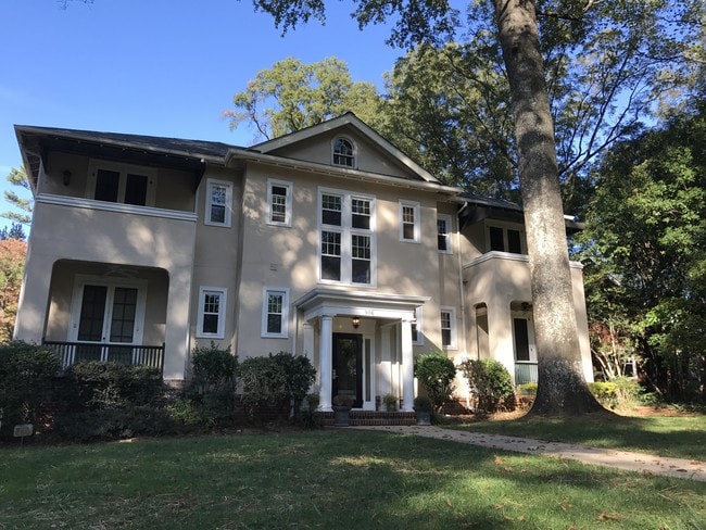 Building Photo - 916 Bromley Rd Unit 3