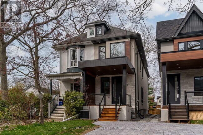 Photo - 230 Willow Ave