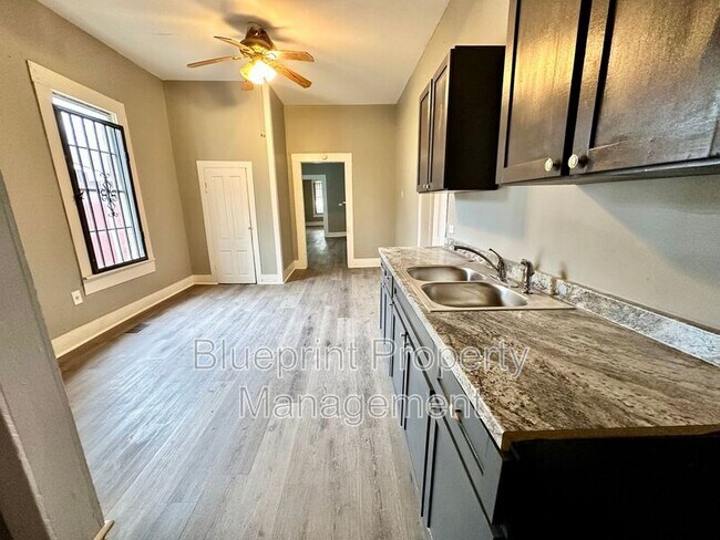 Photo - 3616 Maple Ave SW