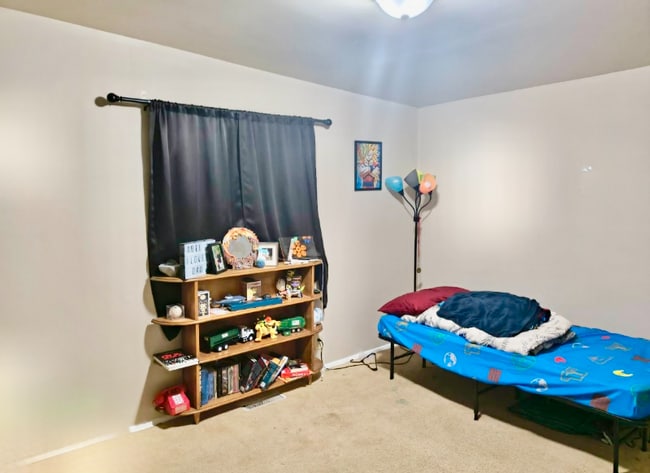 Photo - 2897 S 3050 W