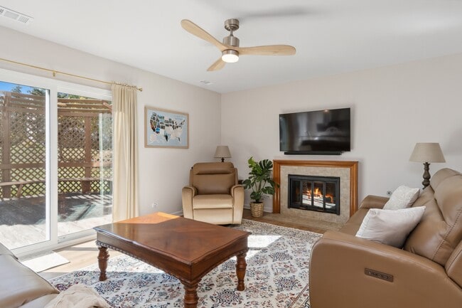 Photo - 141 Rumsey Pl